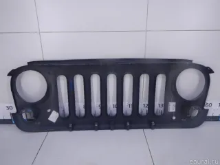 Решетка радиатора Jeep Wrangler JK restailing 2009г. 68046306AA - Фото 5