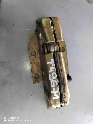 701827545 Ограничитель хода двери   Volkswagen Transporter T4 Арт T49671, вид 1
