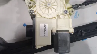 51357197923,7197923 Стеклоподъемник левый задний BMW 5 F10/F11/GT F07 Арт 20443962, вид 2