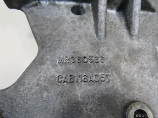 MR360566 Кронштейн кондиционера Mitsubishi Colt 5 Арт E80979169, вид 2