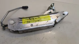 8E0011031M Домкрат  Audi A4 B7 Арт 20399003, вид 3