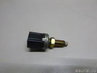 8434032050 Дополнительный фонарь (Стоп-сигнал) Toyota Prius 1 Арт E23679294