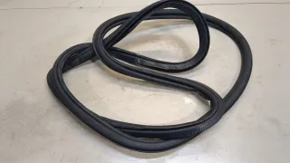 31457013 Уплотнитель (прочее) Volvo XC40 Арт 20153392, вид 1