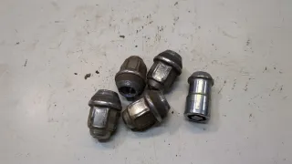 9R3Z1012A Гайка колесная Ford Mustang 5 Арт 9347368, вид 1