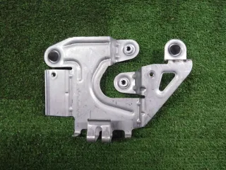 A2055452540 Кронштейн блока управления двигателем Mercedes C W205 Арт 2-142401, вид 1