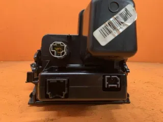 BT4T-14F014-AD Накладка декоративная на торпедо Ford Explorer 5 Арт 2-175615, вид 4