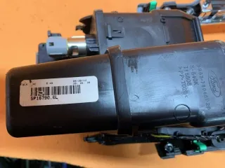 BT4T-14F014-AD Накладка декоративная на торпедо Ford Explorer 5 Арт 2-175615, вид 6