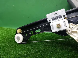 A2037300246 Стеклоподъемник Mercedes C W203 Арт 2-210891, вид 3