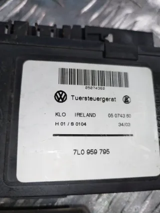 7L0959795 Моторчик стеклоподъемника задней левой двери Volkswagen Touareg 2 Арт 2-237851, вид 2