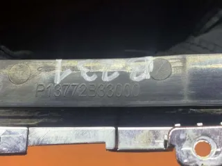 P13772B33000 Чехол селектора акпп Infiniti QX56 2 5.6л Арт 2-257416, вид 3