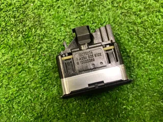 A2049058102 Кнопка стеклоподъемника Mercedes G W461/463 Арт 2-440436, вид 3