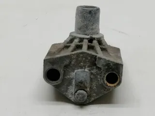 7P0121079 Кронштейн радиатора Volkswagen Touareg 2 Арт 2-549819, вид 4