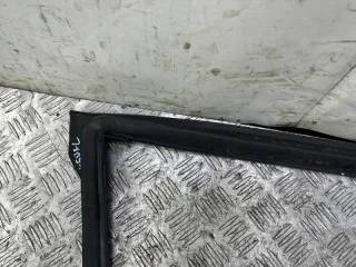 6786233090 Уплотнитель Toyota Camry XV50 Арт 2-657390, вид 9