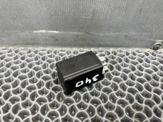 4686094 Реле поворотов Dodge Caravan 3 Арт 2-968772, вид 2