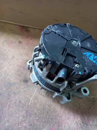 8575059 Генератор BMW 5 G30/G31 Арт AL17741507395, вид 2