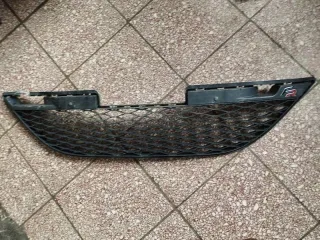 6J0853667A Решетка радиатора Seat Ibiza 4 Арт AL17622773123, вид 1