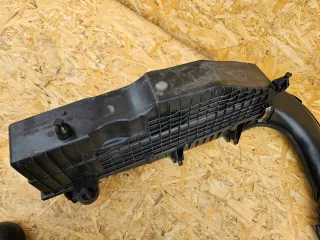 6260900301,A6260900301 Корпус воздушного фильтра Mercedes C W205 Арт AL17757875401, вид 6