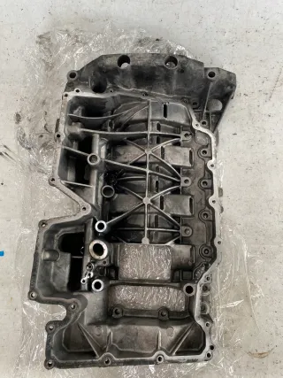 05L103603D Поддон Audi A4 B9 Арт AL17682180278, вид 1