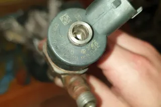 0445110110B Форсунка Mitsubishi Carisma Арт AL17581346415, вид 4