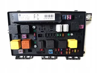 13191126 Короб предохранителей Opel Astra H Арт AL17629955156, вид 1