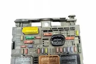 9675877980 Короб предохранителей Peugeot 5008 Арт AL17645988566, вид 4
