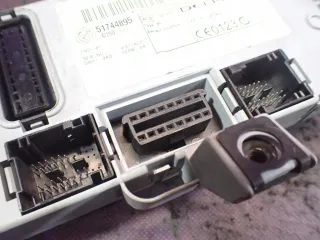 51744895 Короб предохранителей Fiat Punto 3 Арт AL17649195049, вид 4
