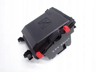 9853151580,9849215880 Короб предохранителей Fiat Scudo 2 Арт AL17684887456