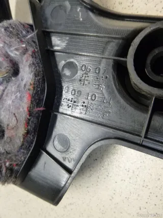 7260A202 Кожух рулевой колонки Mitsubishi Outlander 3 restailing 2 Арт E12919876, вид 3