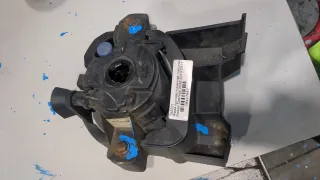 261558992A Фара противотуманная левая передняя Nissan Qashqai 1  Арт 20447042, вид 1