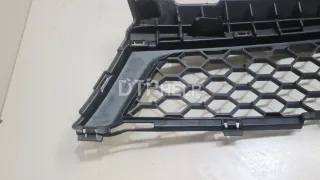 BR5S501T0A Решетка в бампер центральная Mazda 3 BK Арт AM23440558, вид 16